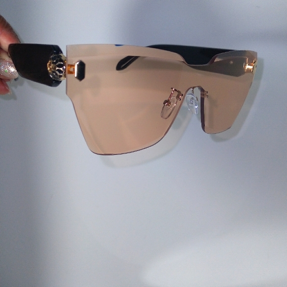 Orange Lens Gold & Black Snake Head Design Square Sunglasses - Picture 6 of 7